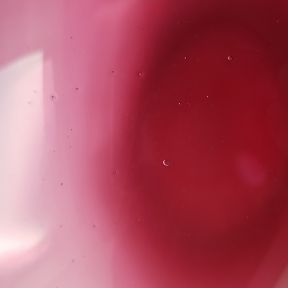 Large Pilgrim Glass Cranberry Squat Vase - Picture 13 of 14